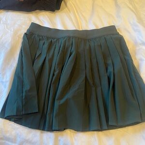 Lululemon Green Pleated Skirt